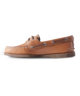 sperry wide boat shoes