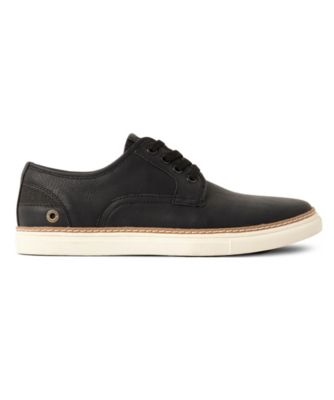 souliers larges pour hommes