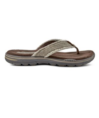 sketchers flip flops men