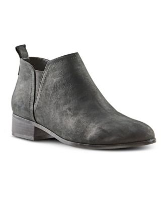 andi chelsea boot