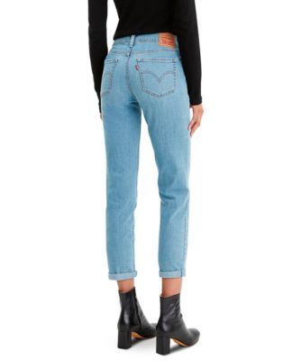 levi's women's new boyfriend jean