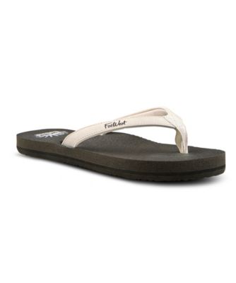 soft comfortable flip flops