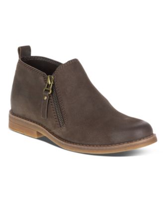 hush puppies cayto boots