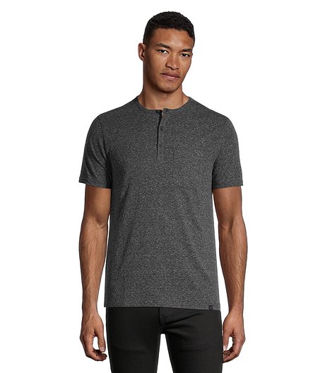 Men's Short Sleeve Modern Fit 3-Button Henley Shirt with Pocket
