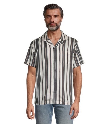 Men's Botanical Print Short Sleeve Modern Fit Camp Collar Casual Shirt