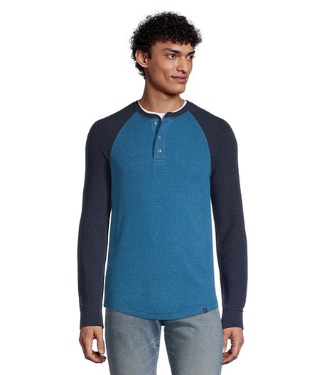 Men's Long Sleeve Modern Fit Waffle Knit Raglan Henley Shirt