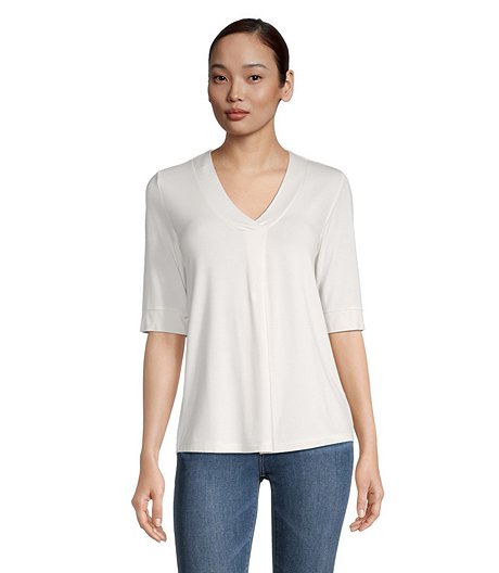 Women's Relaxed Fit V-Neck T Shirt