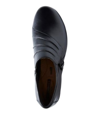 clarks non slip womens shoes